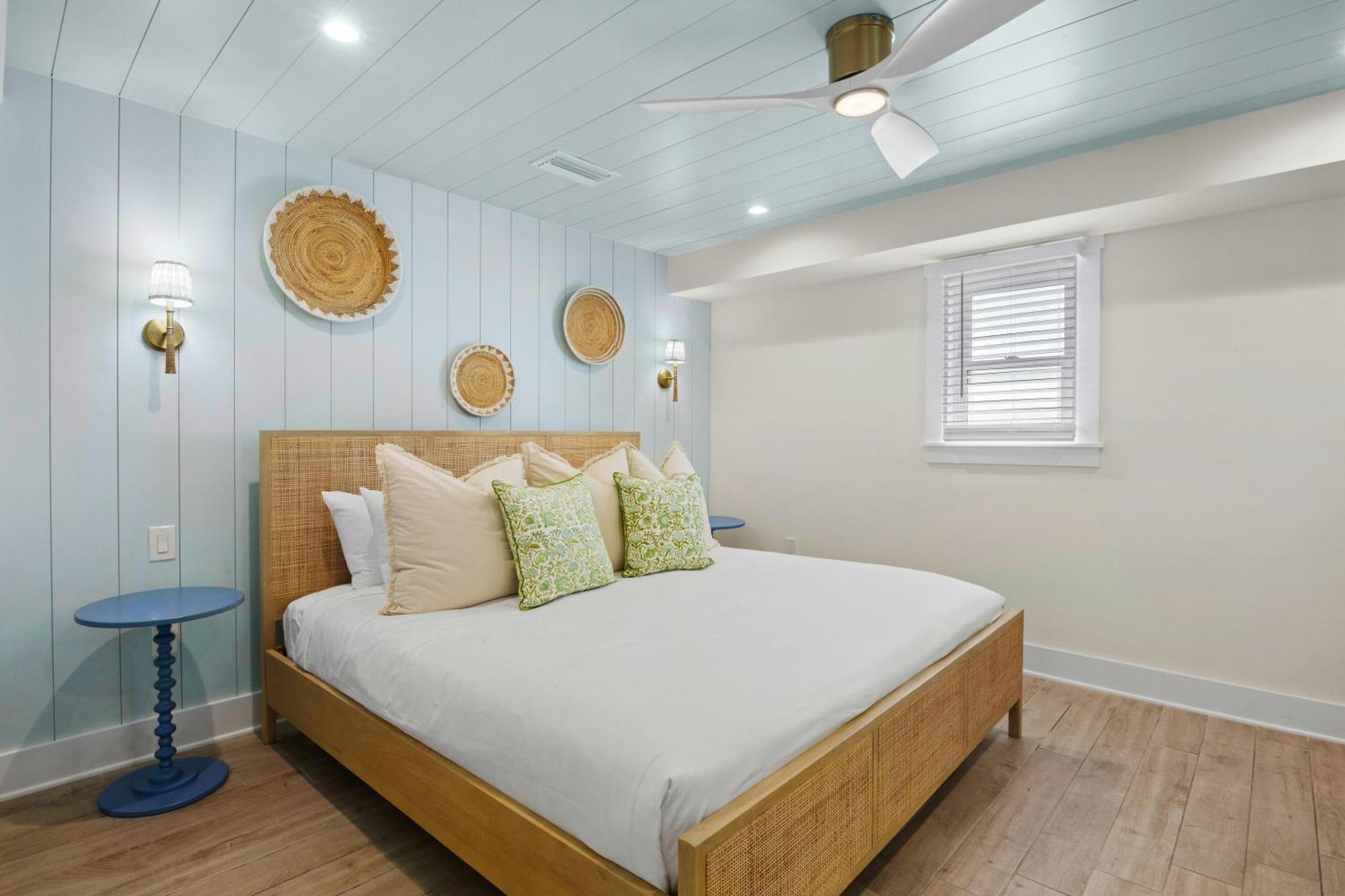Tropical Breeze Resort Bee Ridge Εξωτερικό φωτογραφία