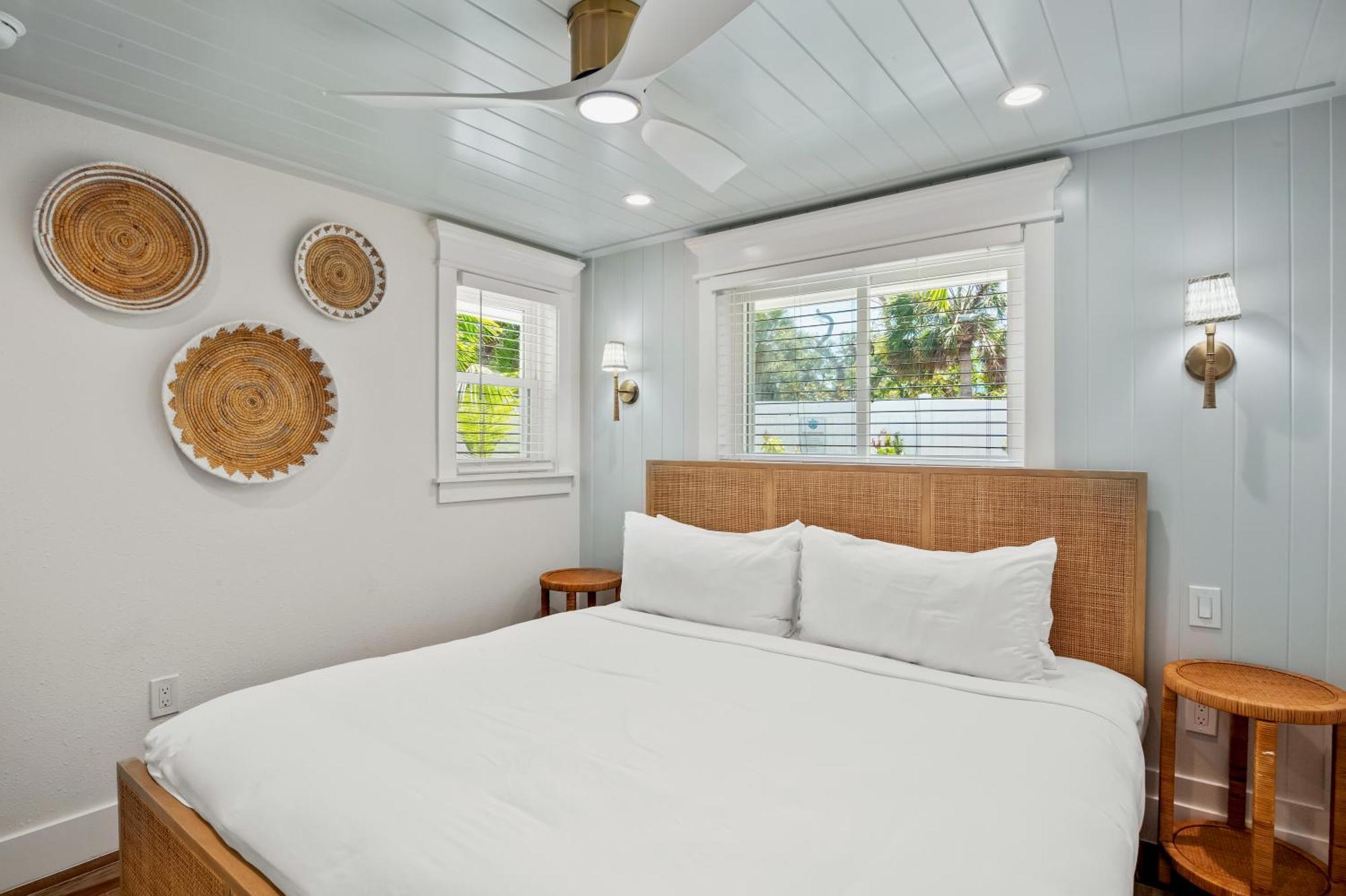 Tropical Breeze Resort Bee Ridge Εξωτερικό φωτογραφία