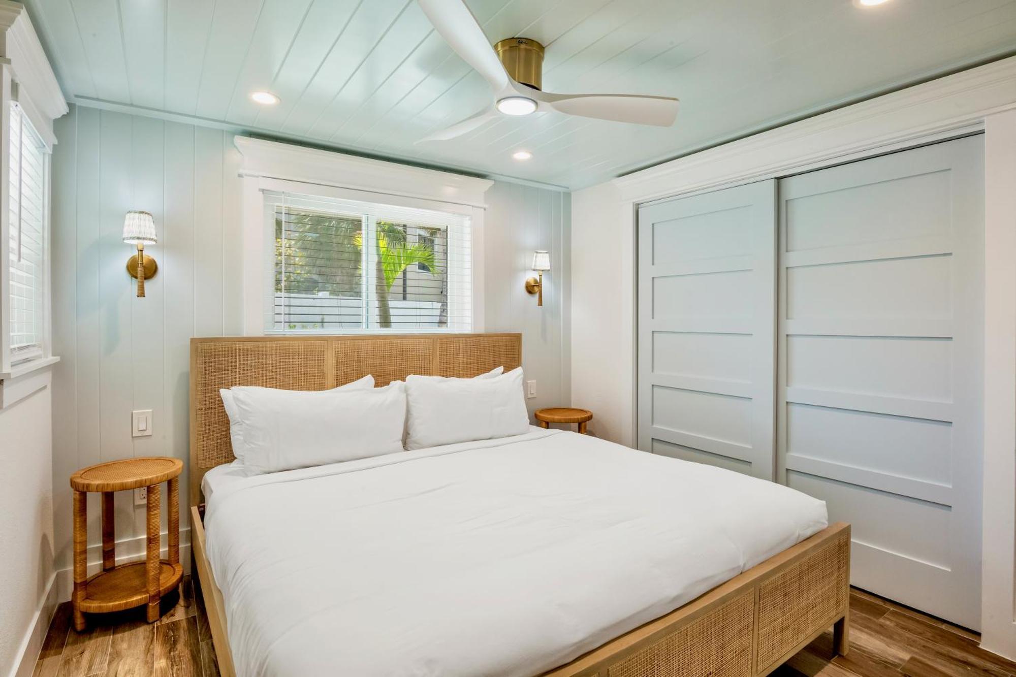 Tropical Breeze Resort Bee Ridge Εξωτερικό φωτογραφία