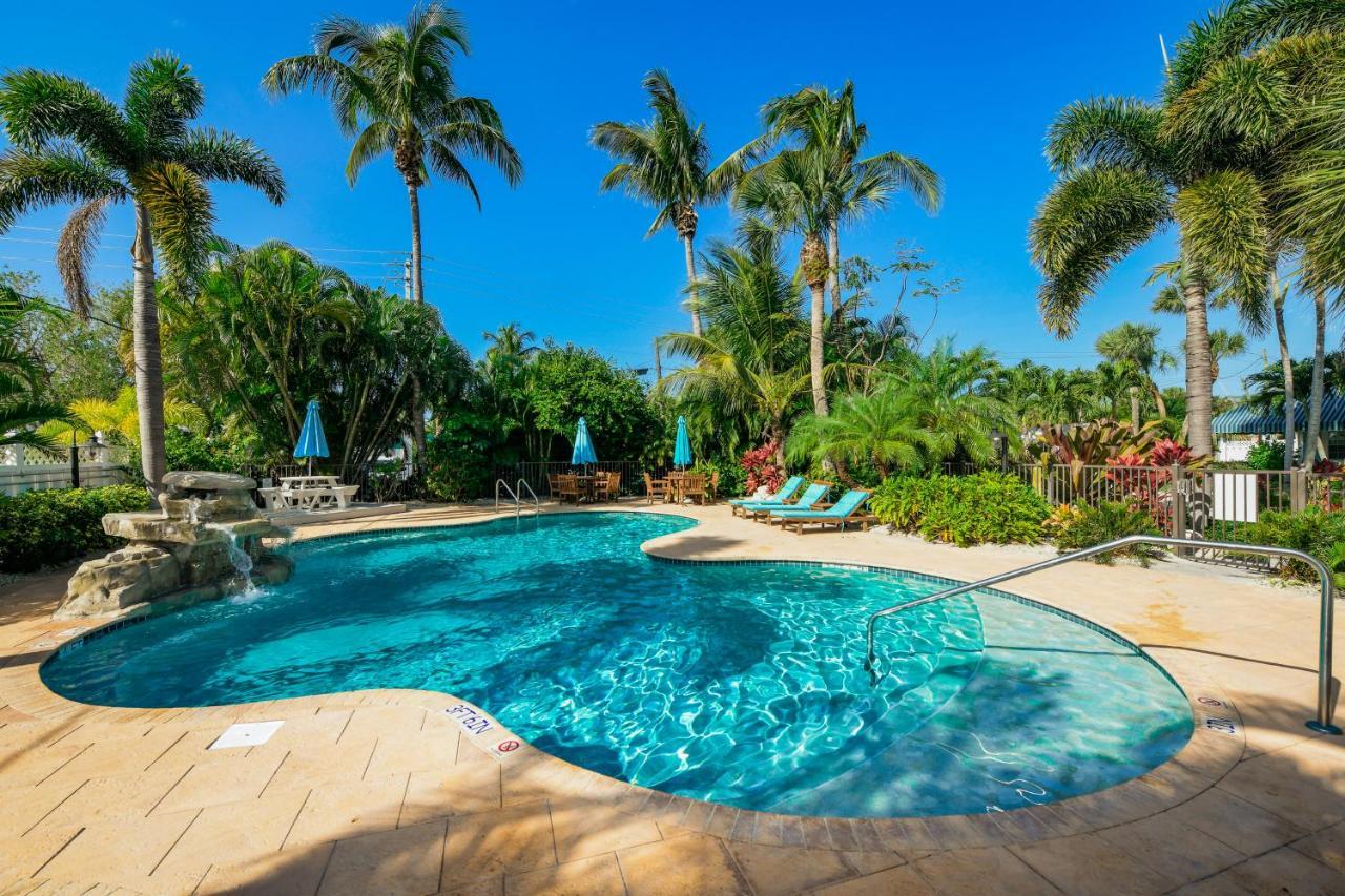 Tropical Breeze Resort Bee Ridge Εξωτερικό φωτογραφία